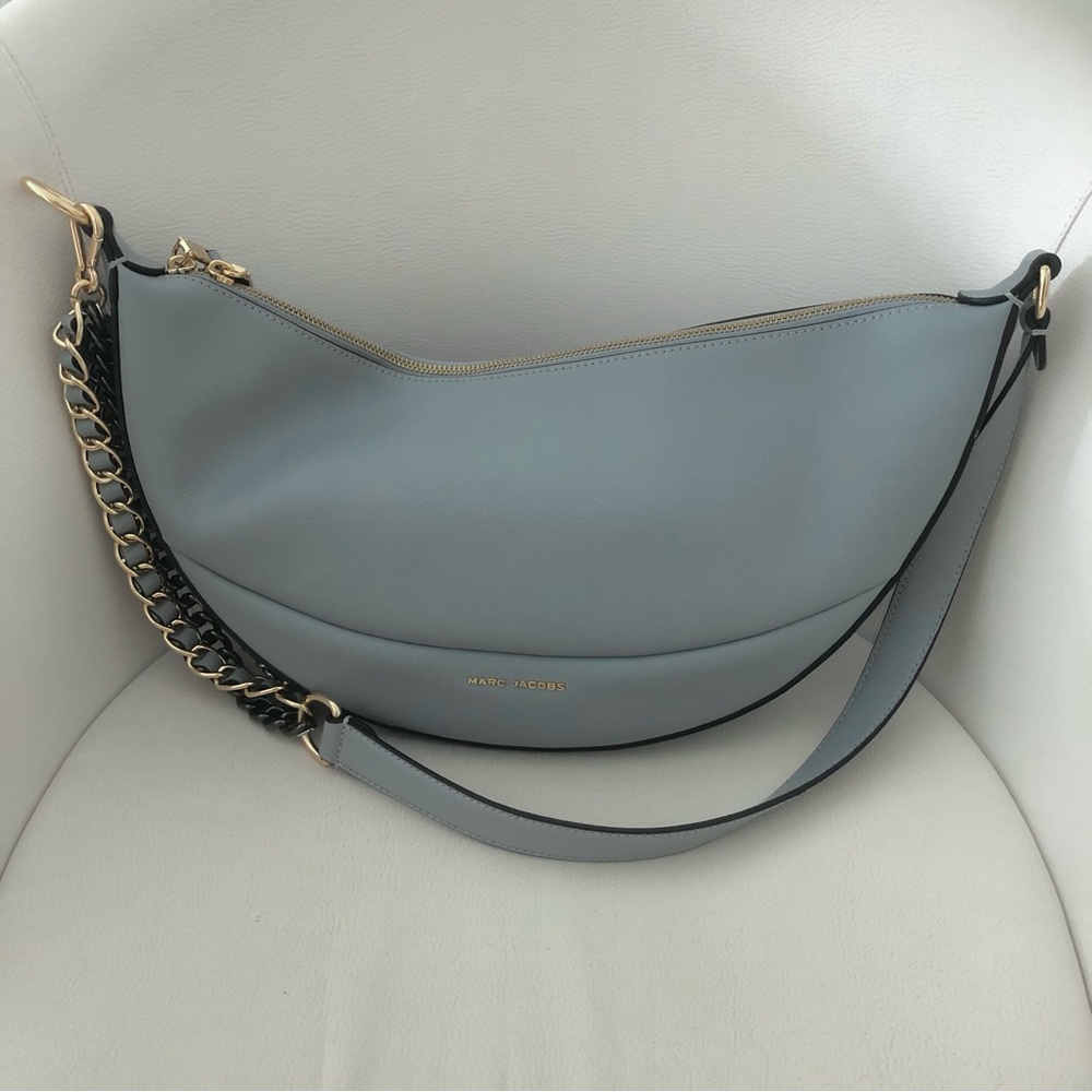 ๐๐ป๐ Marc Jacobs moon shape leather bag - Picture 3 of 9